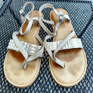 Toms Lexie canvass Sandal sz 7